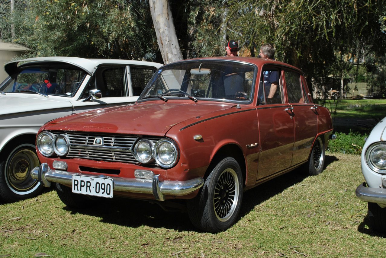 Bellett sedan - Chris Browning's early sedan.JPG