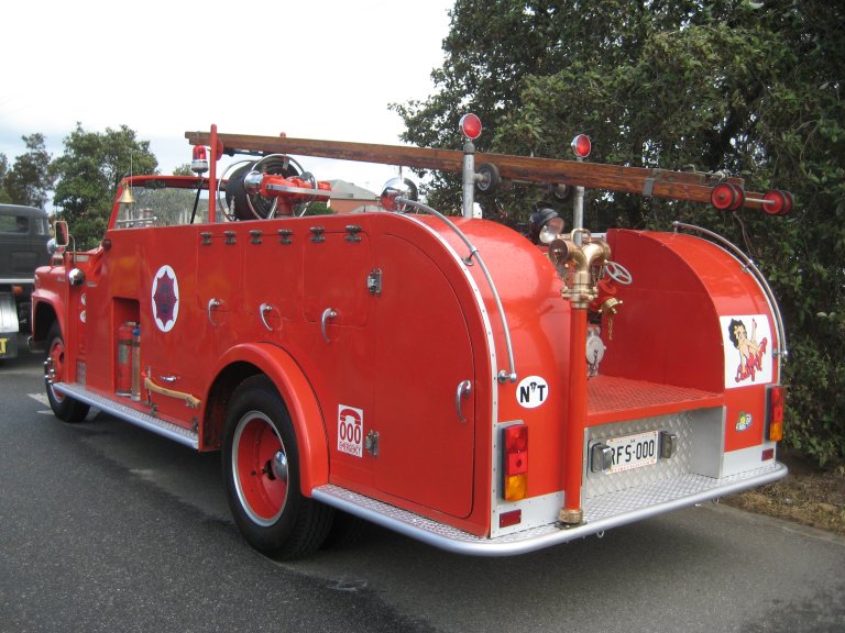 International AA150 fire truck - Leigh Ragless - 02.JPG
