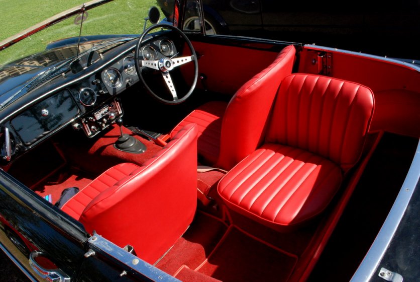 Datsun Fairlady 1500 - 1964 - 02.jpg