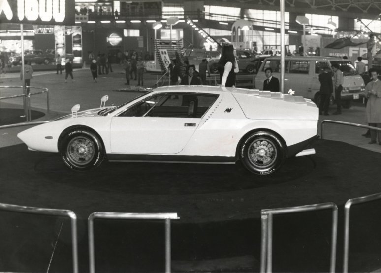 1970 Isuzu Bellett MX1600II motor show photo - photo 02.jpg