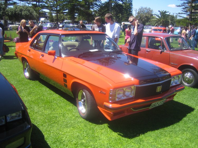 Holden HX Monaro GTS sedan.JPG