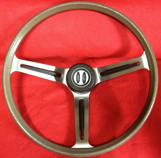 Steering Wheel 002.jpg