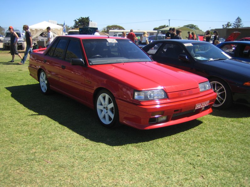 Nissan Special Vehicles Division Skyline Silhouette GTS with RB25DT motor.JPG