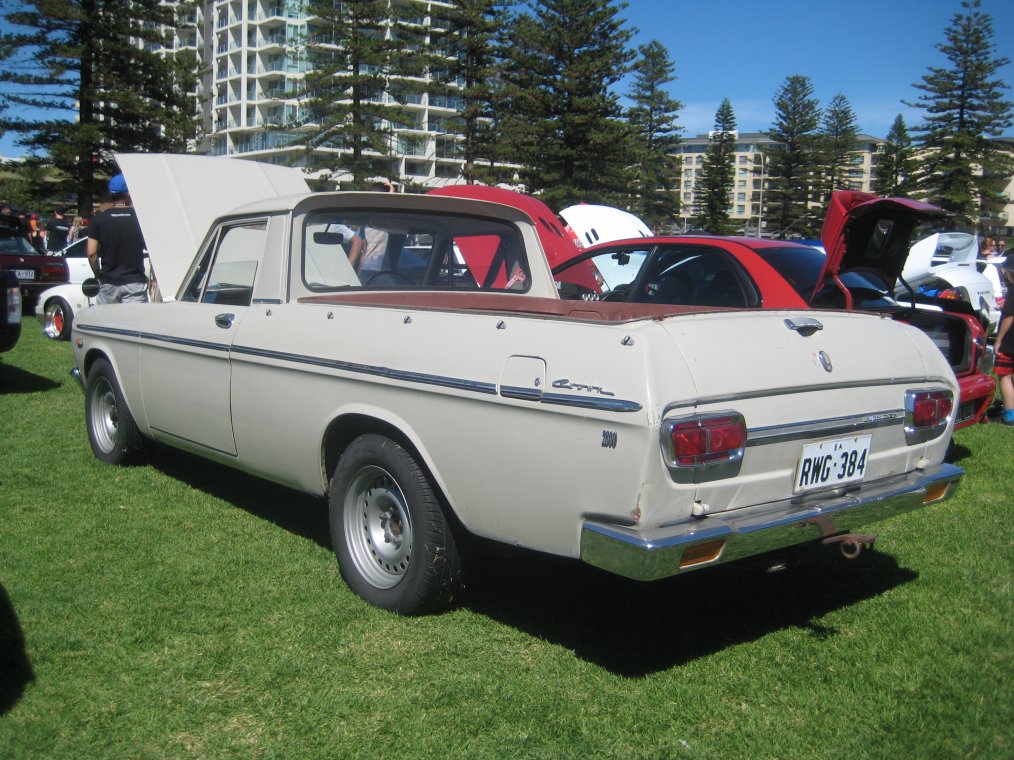 Toyota S40 Crown ute - 02.JPG